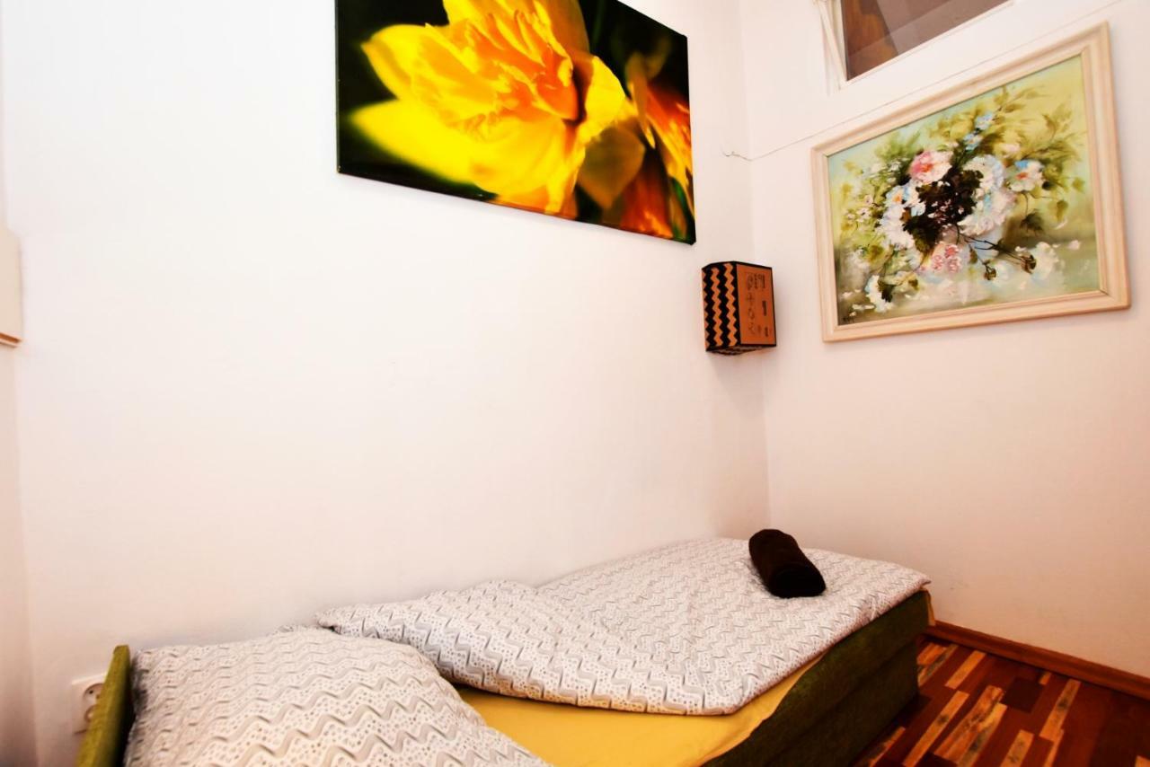 City Central Hostel Swidnicka Wrocław Eksteriør bilde