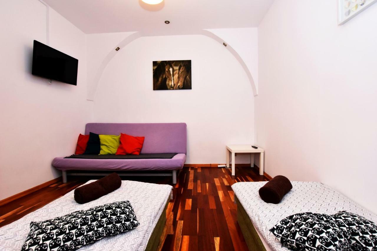 City Central Hostel Swidnicka Wrocław Eksteriør bilde